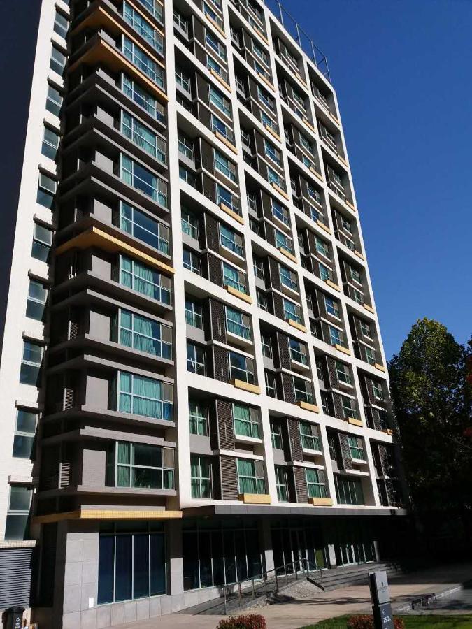 Beijing Yasmine Seasons Park Apartment Hotel Екстер'єр фото